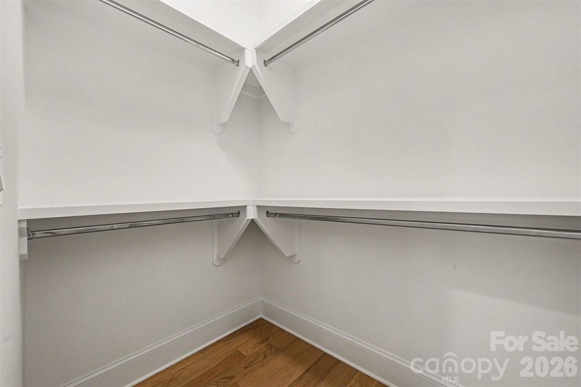Move-in ready new construction in the gated lakefront community - photo 29
