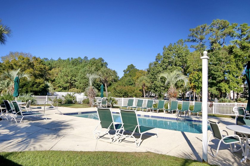 Welcome to this well-maintained and conveniently located - photo 37