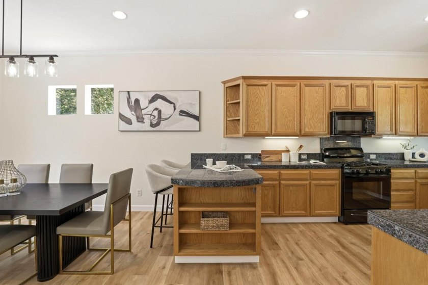Now offered at an exceptional price! Ground floor bedroom and - photo 7