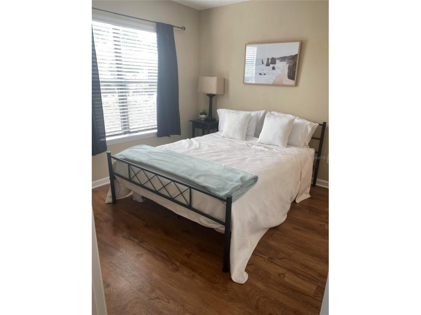 Welcome to paradise!  A beautifully maintained gated condominium - photo 9