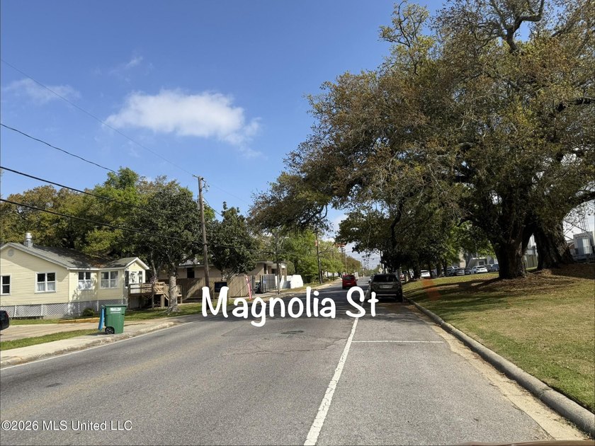 Ideal location to build in the DOWNTOWN Business District in - photo 10