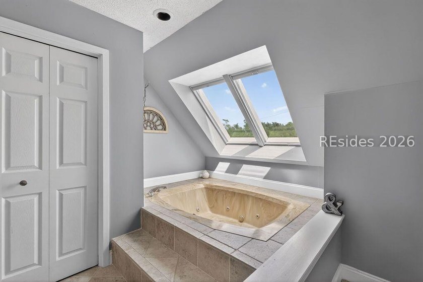 Prime luxury location on Hilton Head Island in the heart of - photo 22