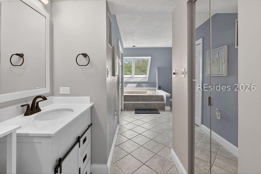 Prime luxury location on Hilton Head Island in the heart of - photo 27
