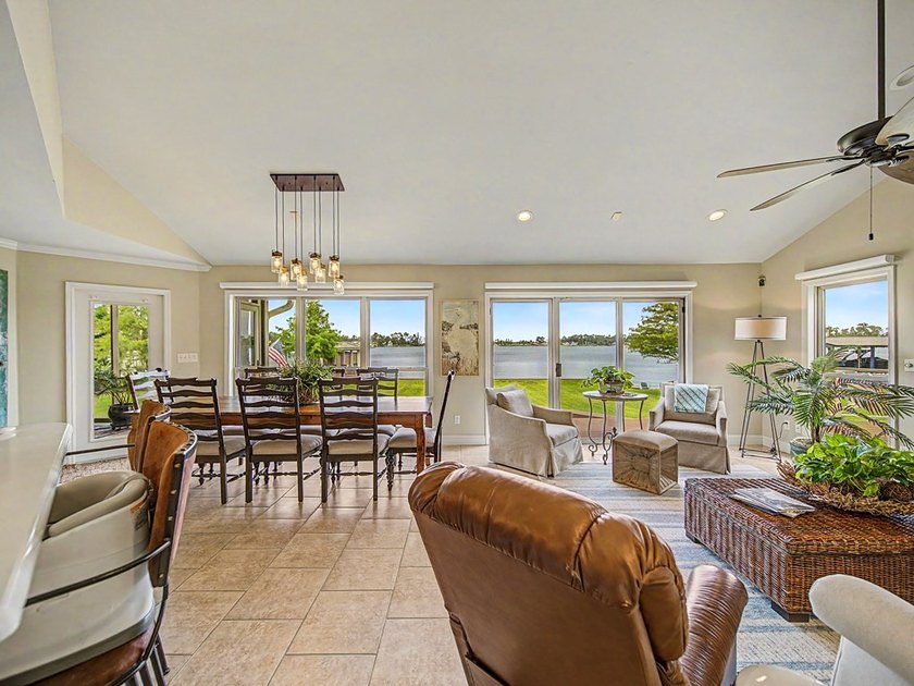 **All furnishings and the boat are included!!(2014 Hurricane - photo 27