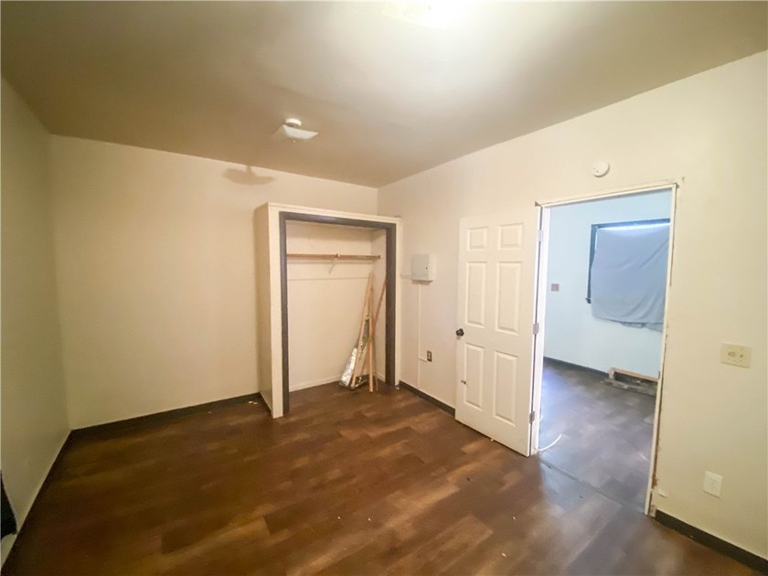 Cute and Cozy 3-bedroom, 1-bath Cape Cod located in the City of - photo 10