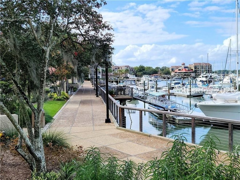 Prime luxury location on Hilton Head Island in the heart of - photo 36
