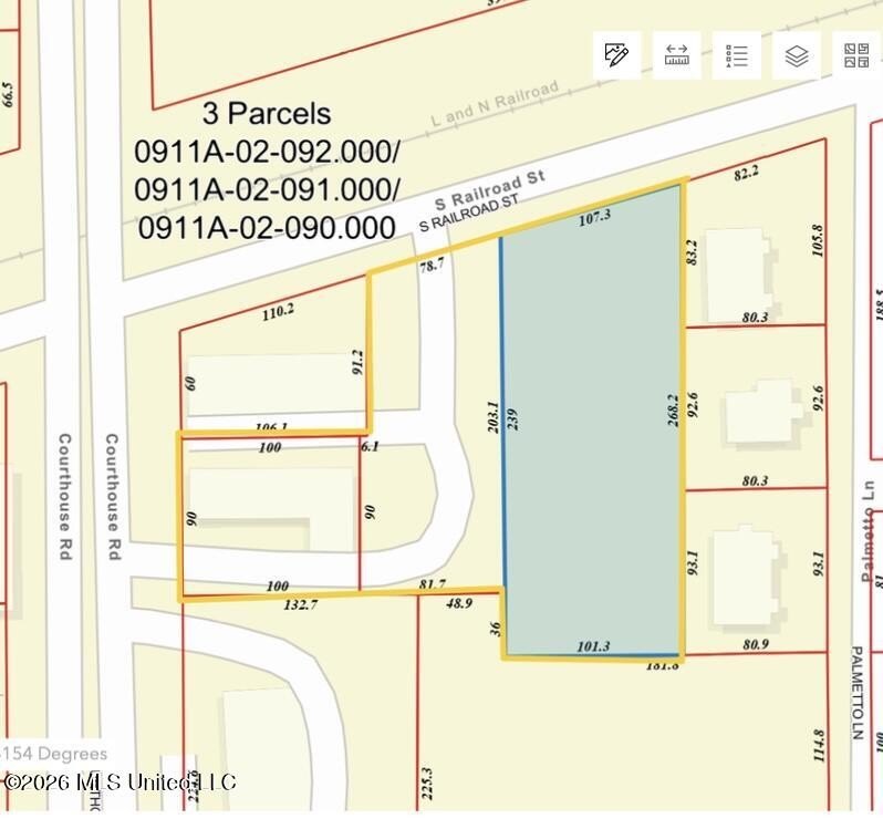Unlock the potential of this versatile parcel, ideally - photo 2