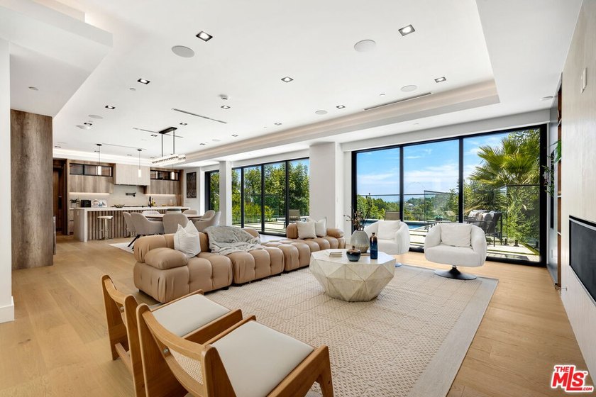 View property nestled in the hills of Encino, this newly - photo 3