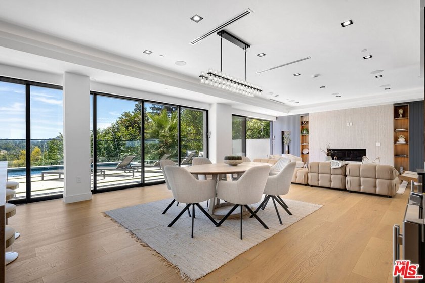 View property nestled in the hills of Encino, this newly - photo 8