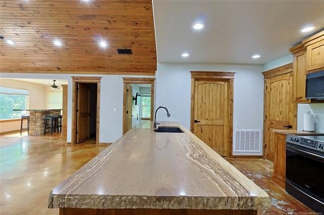 EXPERIENCE THE BEST OF LAKE EUFAULA, OK, IN YOUR WATERFRONT HOME - photo 33