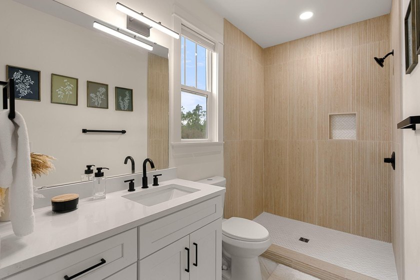 PRICED TO SELL!! CLOSEST FREEPORT COMMUNITY TO THE 30a - photo 15