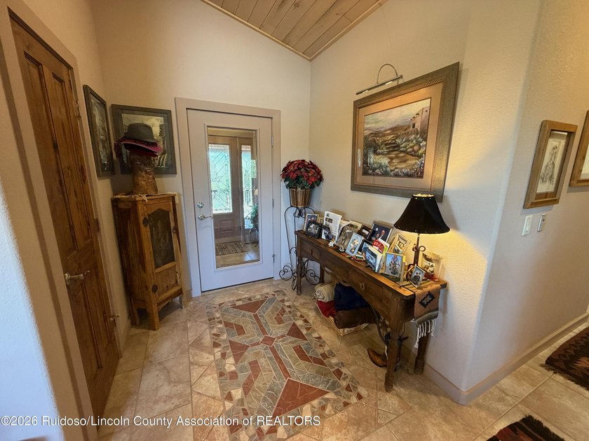 BREATHTAKING SIERRA BLANCA VIEWS! This custom, one-owner 3BD/3BA - photo 13