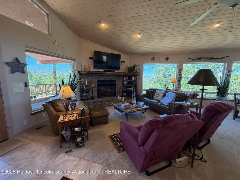 BREATHTAKING SIERRA BLANCA VIEWS! This custom, one-owner 3BD/3BA - photo 15