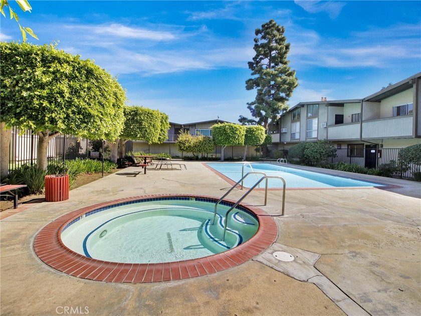 Handyman's Special in Prime Torrance Location - Priced to Sell - photo 8