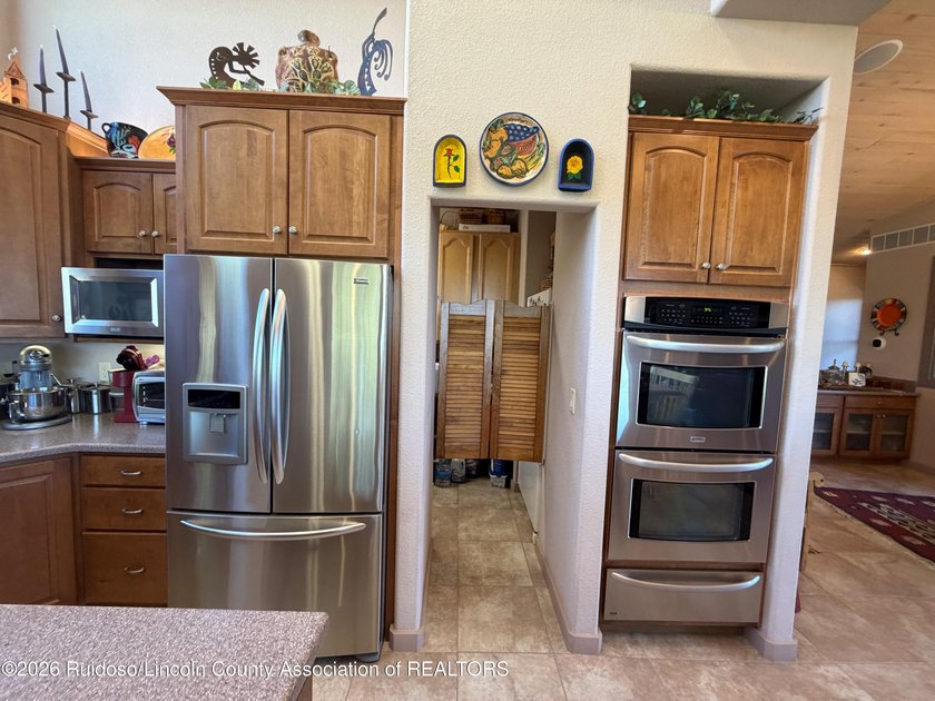 BREATHTAKING SIERRA BLANCA VIEWS! This custom, one-owner 3BD/3BA - photo 21