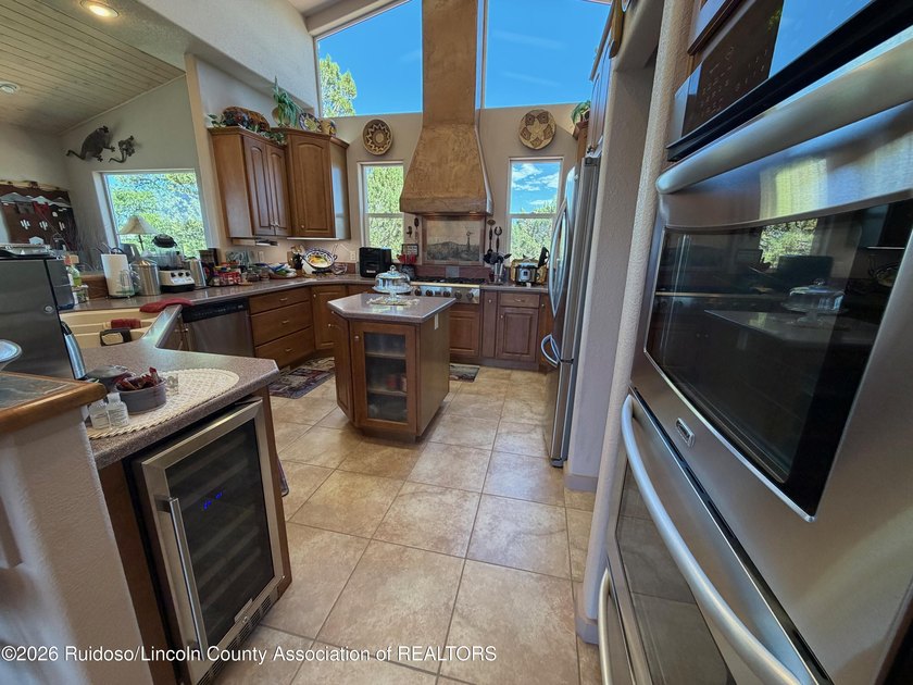 BREATHTAKING SIERRA BLANCA VIEWS! This custom, one-owner 3BD/3BA - photo 22