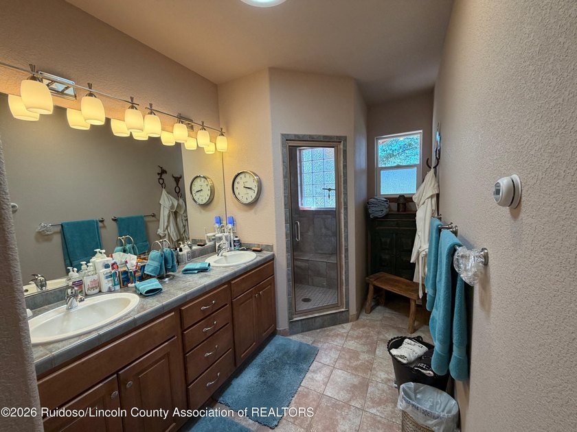 BREATHTAKING SIERRA BLANCA VIEWS! This custom, one-owner 3BD/3BA - photo 31