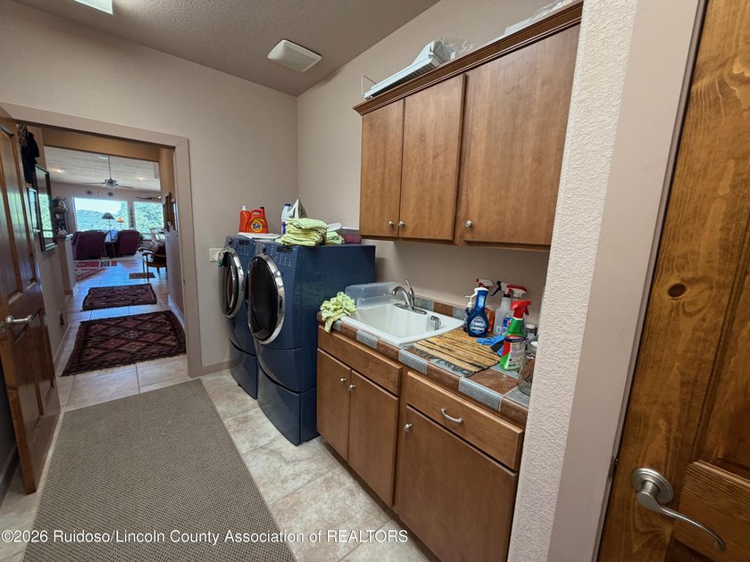 BREATHTAKING SIERRA BLANCA VIEWS! This custom, one-owner 3BD/3BA - photo 39