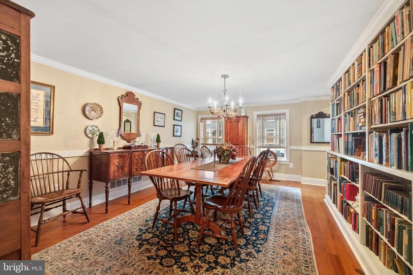RARE OPPORTUNITY TO OWN A REMARKABLE PIECE OF ANNAPOLIS HISTORY! - photo 10