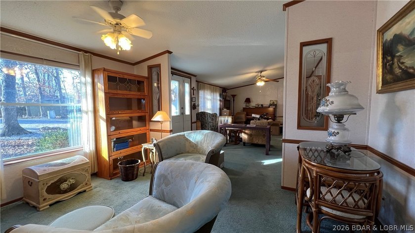 Discover the perfect blend of privacy and convenience with this - photo 12