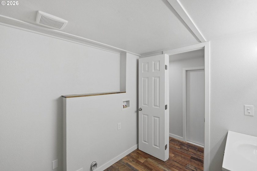 Move-in ready and beautifully remodeled! This 2-bedroom, 1-bath - photo 17