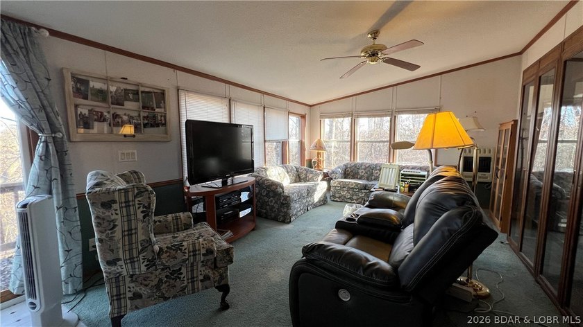 Discover the perfect blend of privacy and convenience with this - photo 22