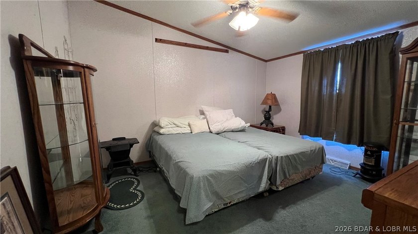 Discover the perfect blend of privacy and convenience with this - photo 24
