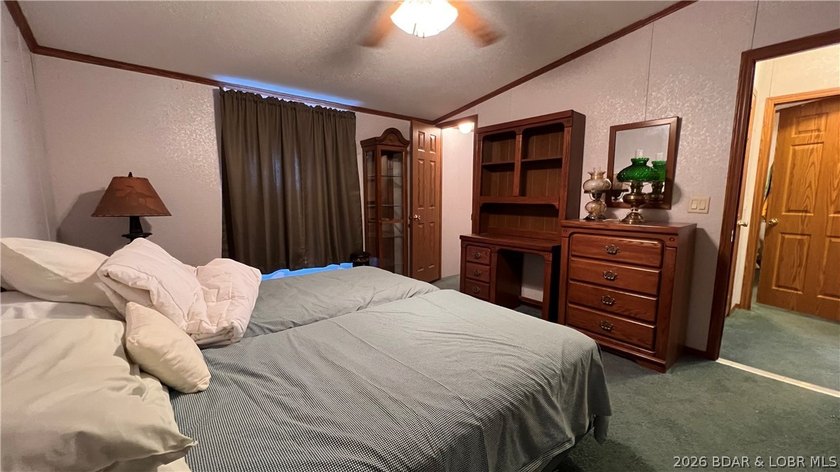Discover the perfect blend of privacy and convenience with this - photo 25