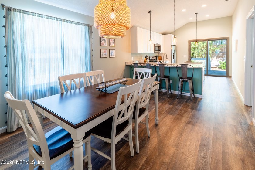 Fully furnished and turnkey, this is your opportunity to own a - photo 5