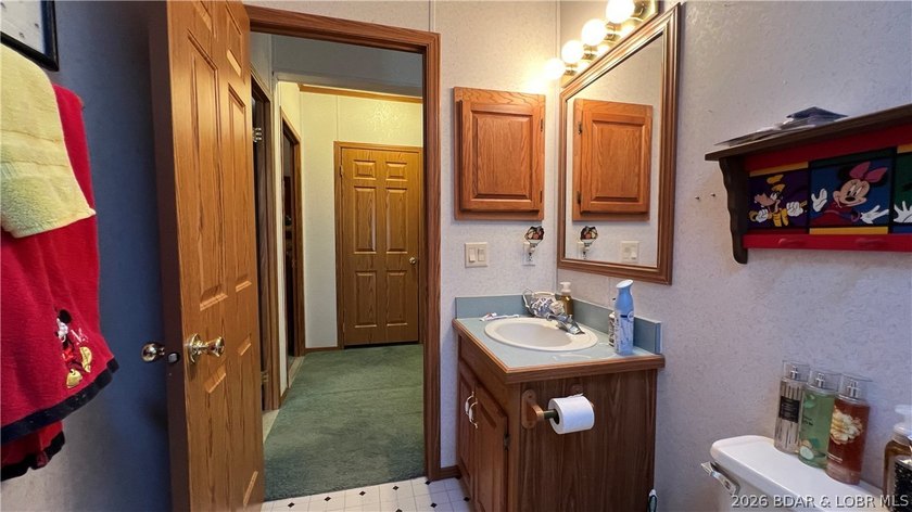 Discover the perfect blend of privacy and convenience with this - photo 28