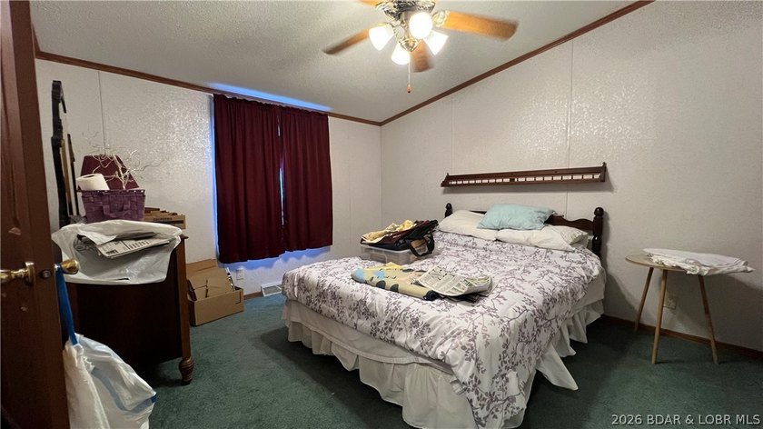 Discover the perfect blend of privacy and convenience with this - photo 30