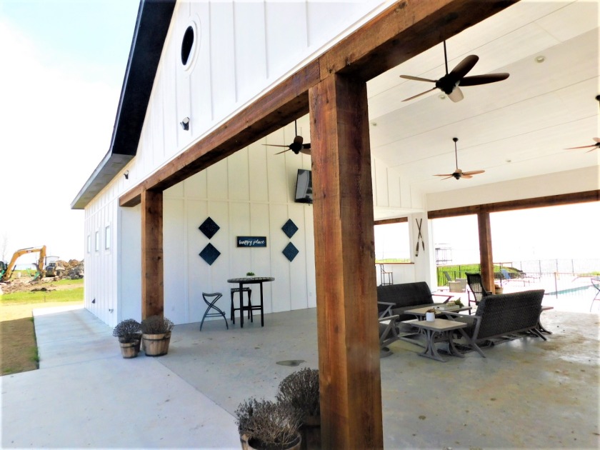 Pull through RV Lot in Luxury Lakeside Community! - photo 30