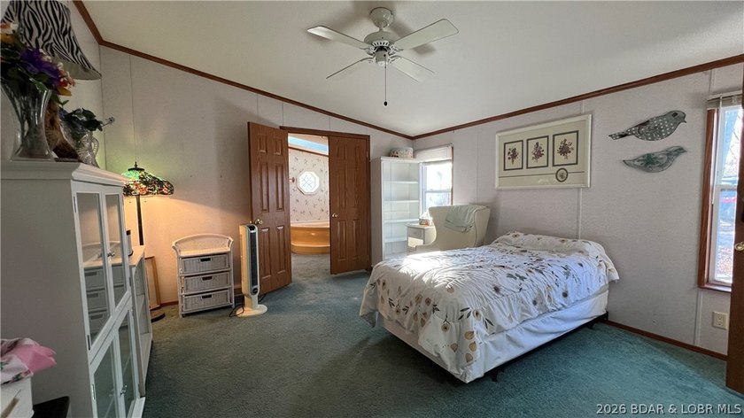 Discover the perfect blend of privacy and convenience with this - photo 32