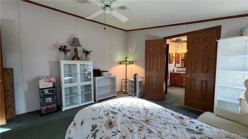 Discover the perfect blend of privacy and convenience with this - photo 33