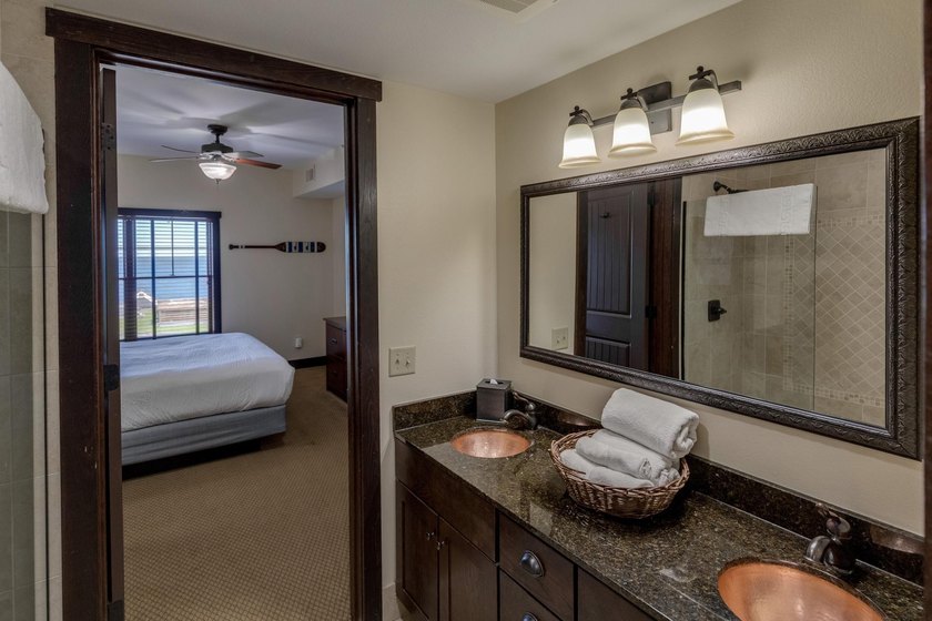 Sought after 4th floor, Lake View Condo at Chase on the Lake - photo 12
