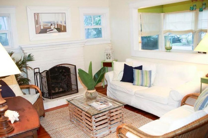 2 HOMES - Charming homes located in the heart of Lake Worth - photo 4