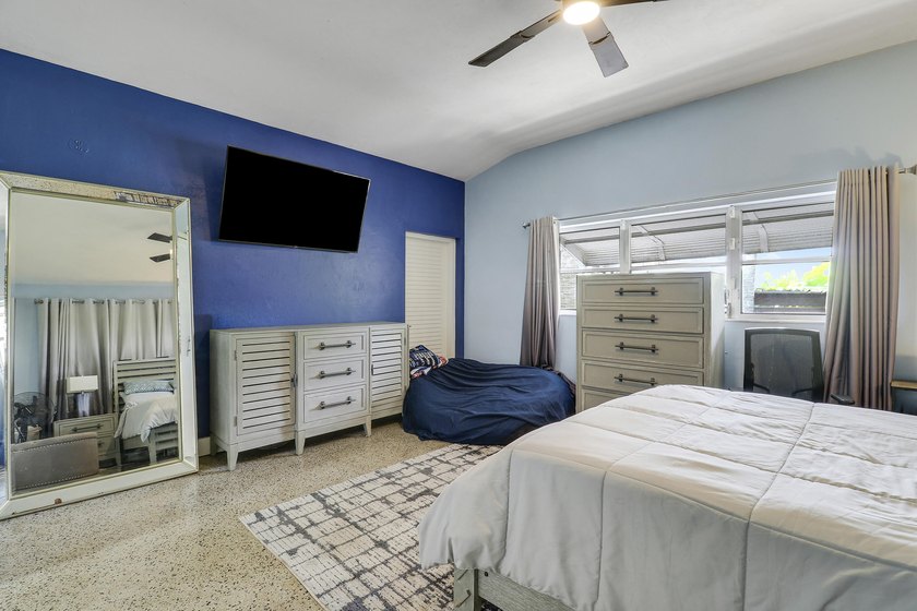 The ultimate beach house-look at your watch, and in just three - photo 6