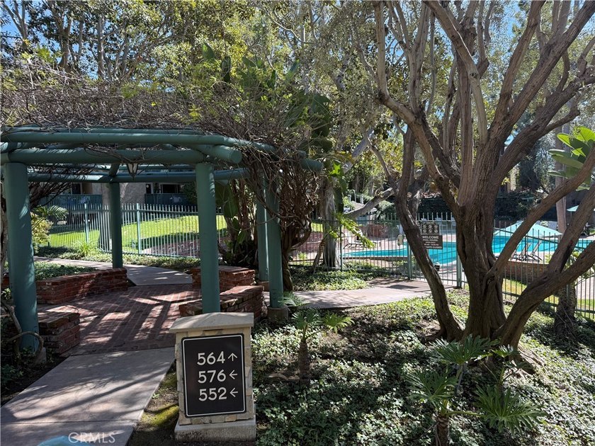 Resort Style Living at Stoneybrook Villas. Your Private Oasis - photo 34