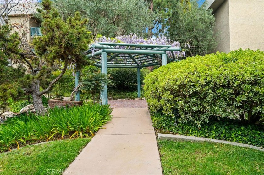 Resort Style Living at Stoneybrook Villas. Your Private Oasis - photo 42