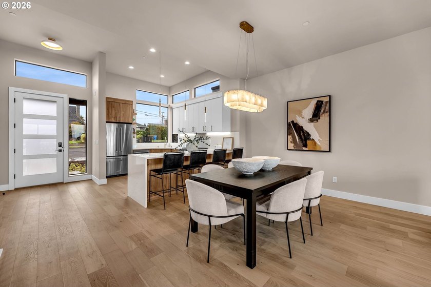 Luxurious New Construction Townhome. Move-In Ready. This - photo 5
