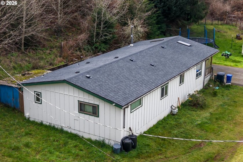 Escape to your own private retreat on 7.18 acres just outside - photo 3