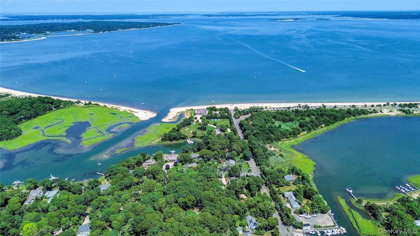 Your North Fork Escape Awaits...Discover the charm of coastal - photo 44