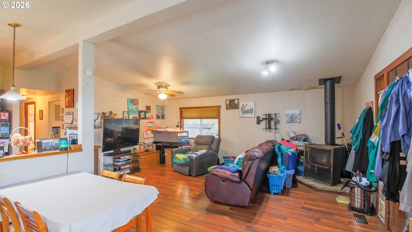 Escape to your own private retreat on 7.18 acres just outside - photo 8