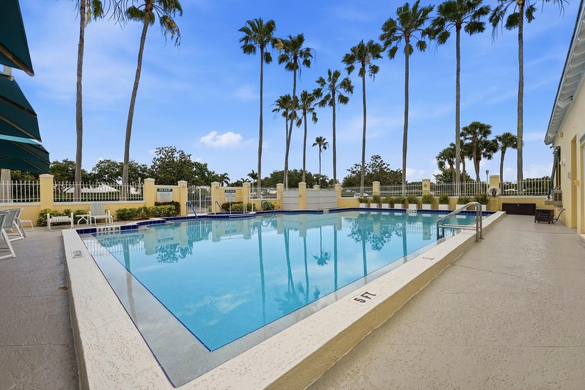 Experience spacious luxury in the largest corner unit in Camden - photo 29