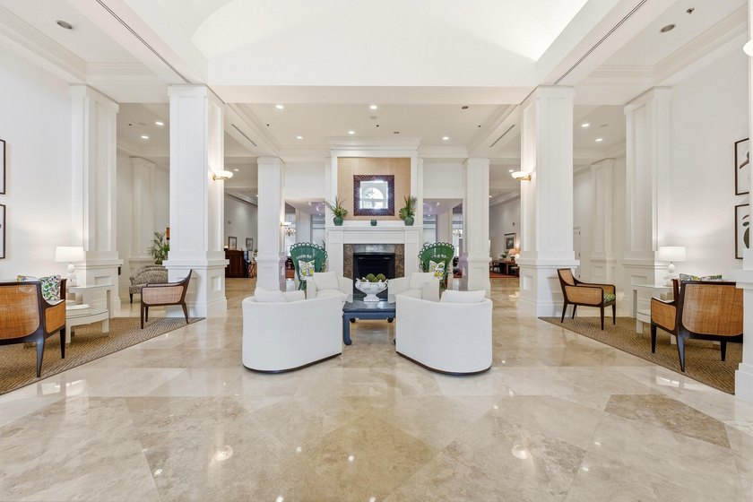Experience spacious luxury in the largest corner unit in Camden - photo 50