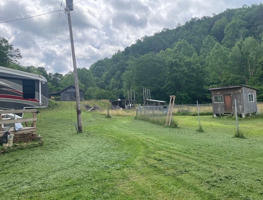 **Escape to Your Own Mini-Farm Paradise in Duck, West Virginia - - photo 13