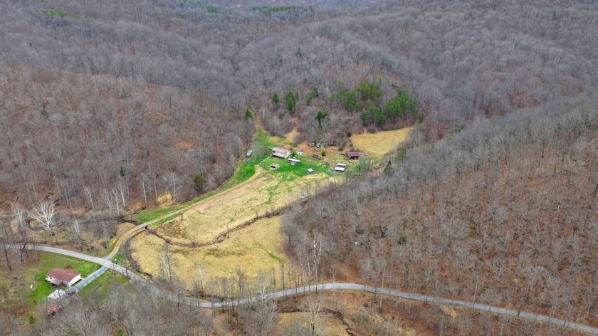 **Escape to Your Own Mini-Farm Paradise in Duck, West Virginia - - photo 22