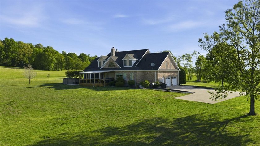 Welcome to your dream hobby farm! This picturesque home on - photo 50