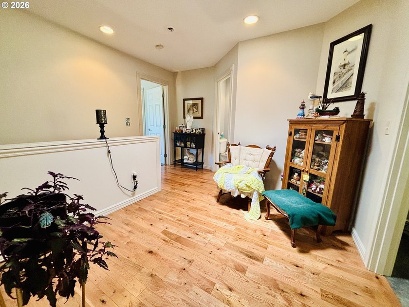 Immaculately maintained cedar sided home on 3.17 private acres - photo 30