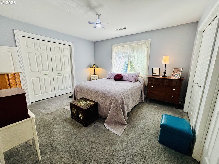 Immaculately maintained cedar sided home on 3.17 private acres - photo 36
